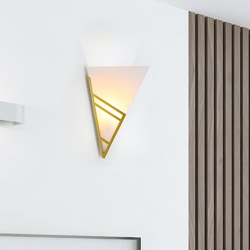 Creative Triangle Acrylic Wall Light