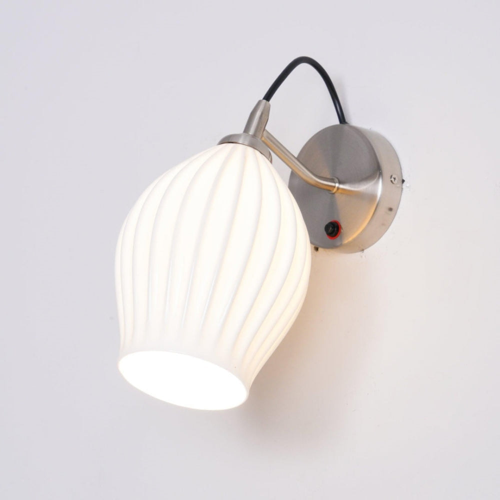 Modern Ceramic Ribbed Wall Light -Homwarmy